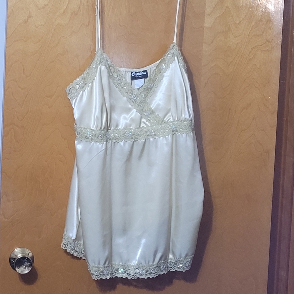 Caribou of New York Camisoles (2) - Picture 3 of 11